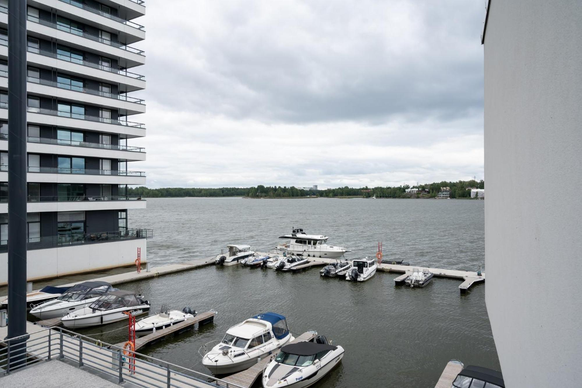 Luxury Penthouse With Stunning Sea Views & Private Sauna Lejlighed