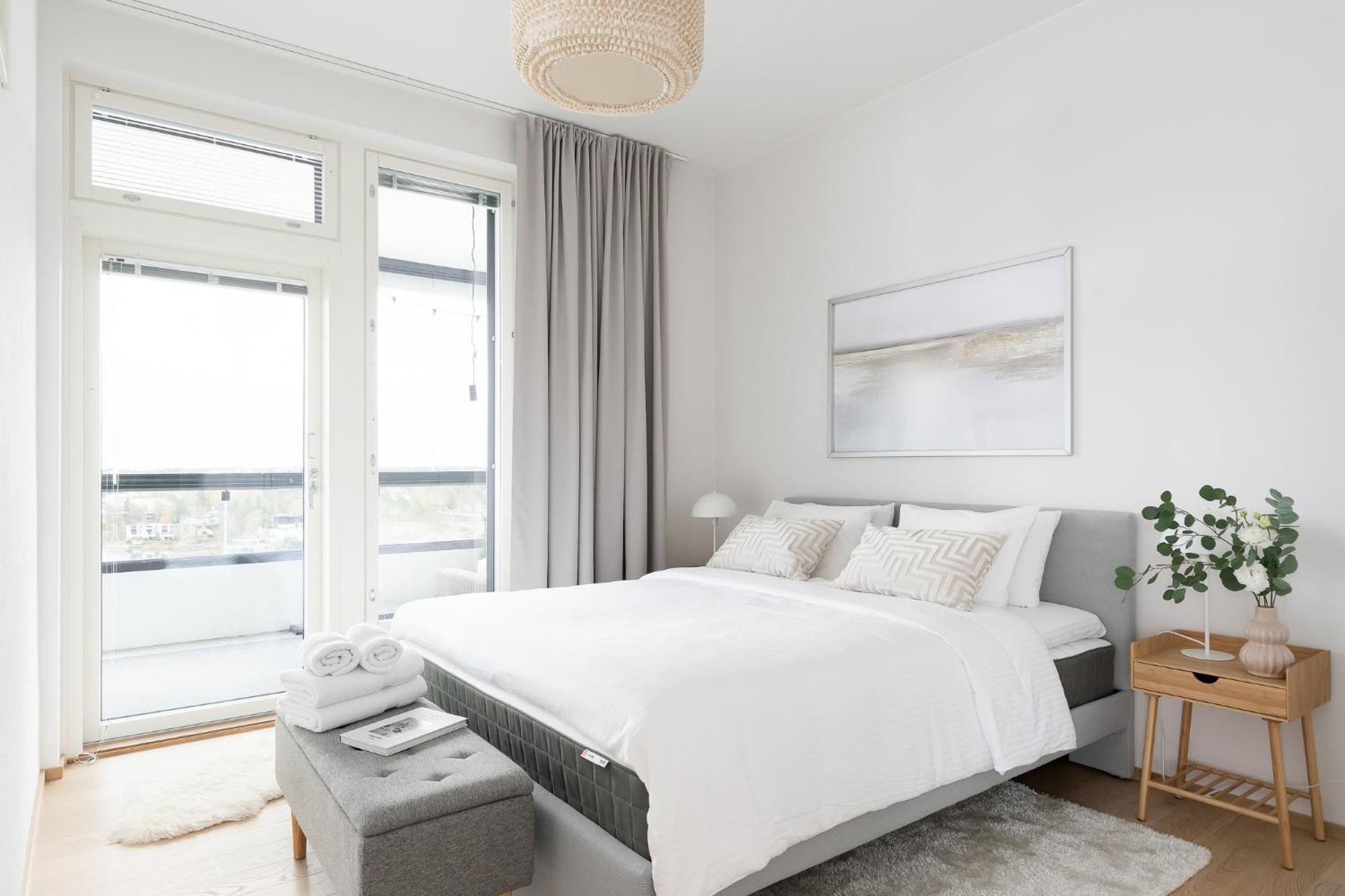 Luxury Penthouse With Stunning Sea Views & Private Sauna Lejlighed